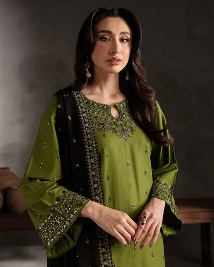 EMB Lawn 3pc 1224