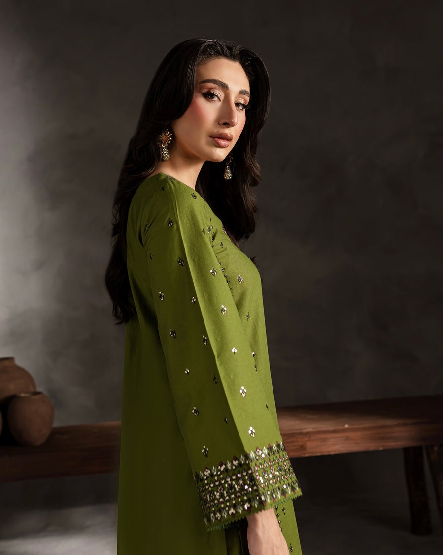 EMB Lawn 3pc 1224