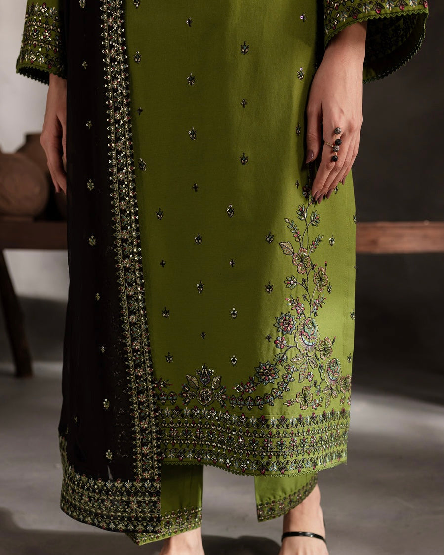 EMB Lawn 3pc 1224